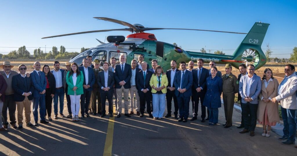 Gobierno Regional realizó entrega de Helicóptero para Carabineros 1 Helicoptero Carabineros Region del Maule