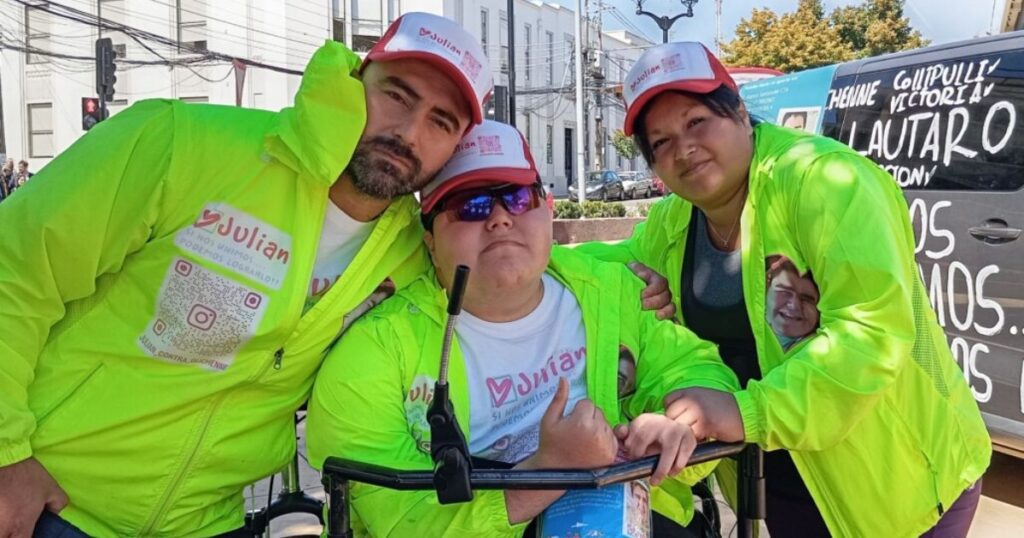 Este domingo llega a Curicó: Campaña "Julián rueda por Chile" busca recaudar fondos para tratamiento vital 1 Julian rueda por Chile