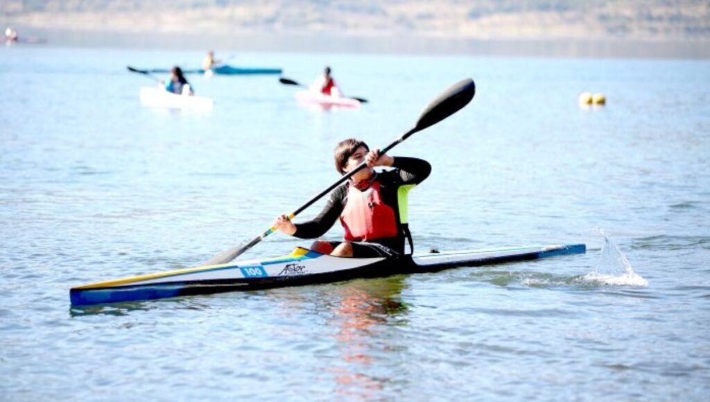 Embalse Machicura se consolida como epicentro del canotaje formativo nacional 1 Embalse Machicura se consolida como epicentro de canotaje formativo