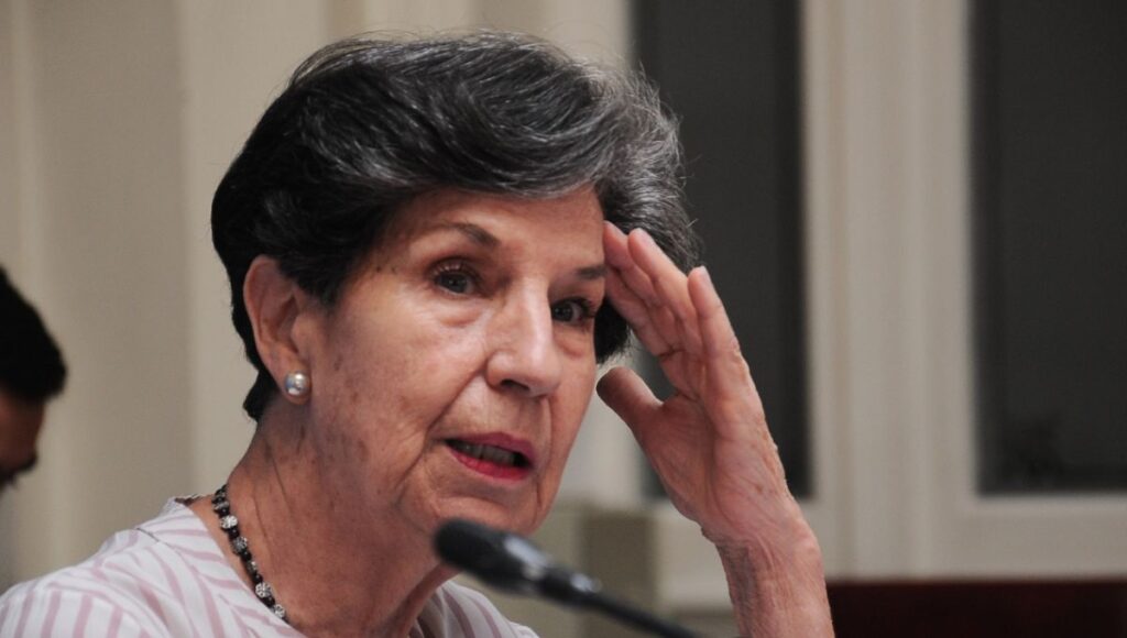 En fallo histórico Tribunal Constitucional destituye a la Senadora Isabel Allende 1 TC destituye Isabel Allende