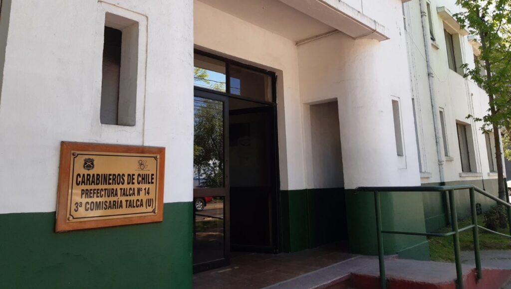 Carabineros de Talca detiene a cinco sujetos por violento asalto y a un individuo por venta de cigarrillos de contrabando
