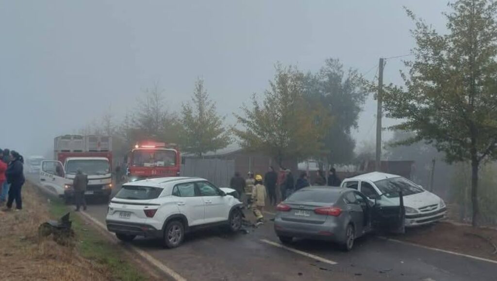 Colision multiple en Curepto deja siete lesionados tras accidente en Ruta K 16