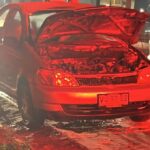 Curico Incendio de vehiculo en Avenida Rauquen es rapidamente controlado gracias a ayuda ciudadana