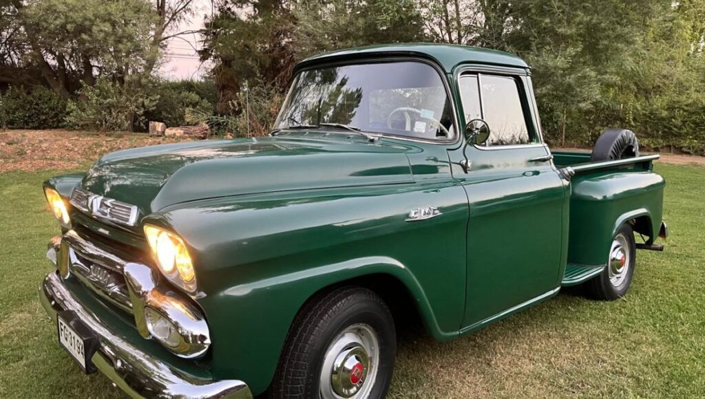 Curicó revive el estilo de Grease Brillantina con exhibición gratuita de autos y motos clásicas del cine 1 Curico revive el estilo de Grease Brillantina con exhibicion gratuita de autos y motos clasicas del cine