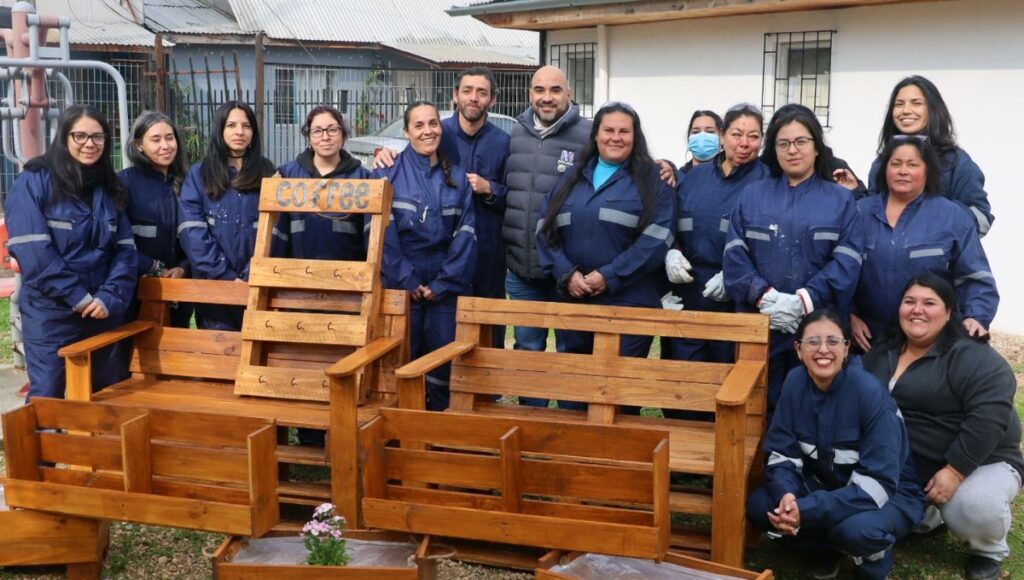 Derribando barreras: mujeres de Molina se capacitan en taller de carpintería 1 Derribando barreras mujeres de Molina se capacitan en taller de carpinteria