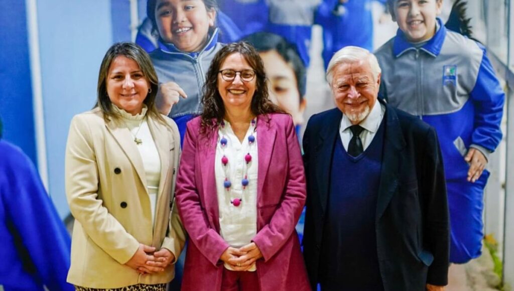 Diputado Celedon articula reunion entre Subsecretaria de Educacion y alcaldesa de Rauco para resolver problemas en escuelas de la comuna