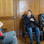 Diputado Jorge Guzman coordina con alcalde de Talca aplicacion de ley Chao Cables para eliminar cableado en desuso