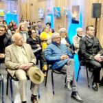 Exposicion Salon de Mar llena de color y emocion el Teatro Municipal de Constitucion