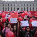 Matronas logran frenar modificacion a la Norma 150 tras movilizacion nacional