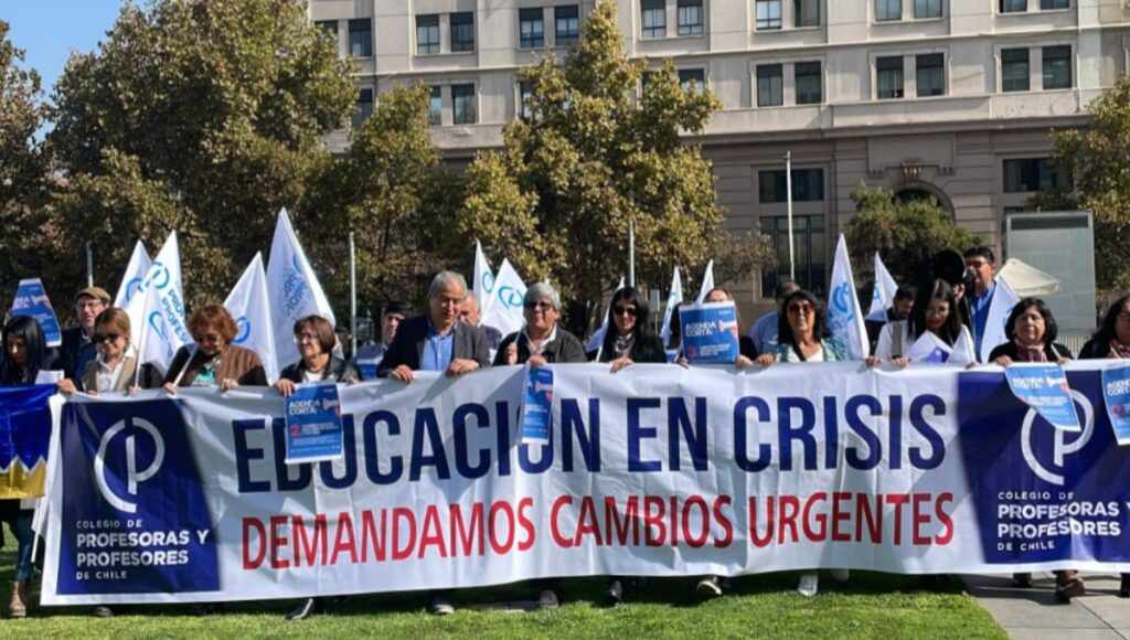 Colegio de Profesores entrega carta al Presidente Boric y advierte posible paro indefinido 1 paro indefinido colegio profesores
