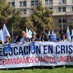 paro indefinido colegio profesores