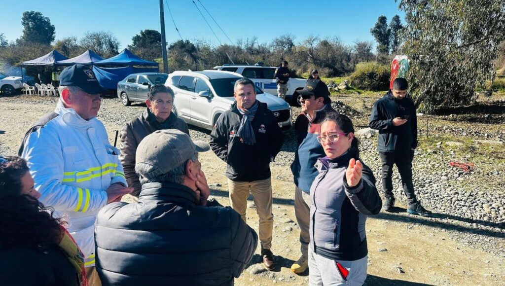Autoridades del Maule y AMUR coordinan apoyo a busqueda de concejala desaparecida en Villa Alegre