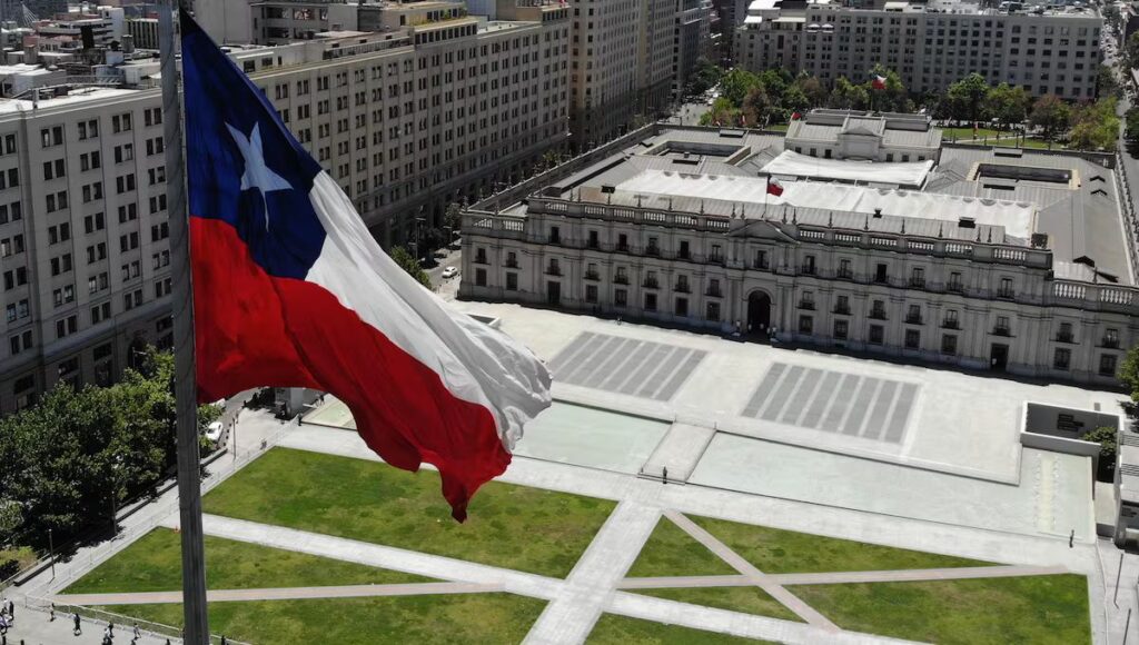 Chile lidera competitividad en Latinoamerica y mejora dos puestos a nivel global