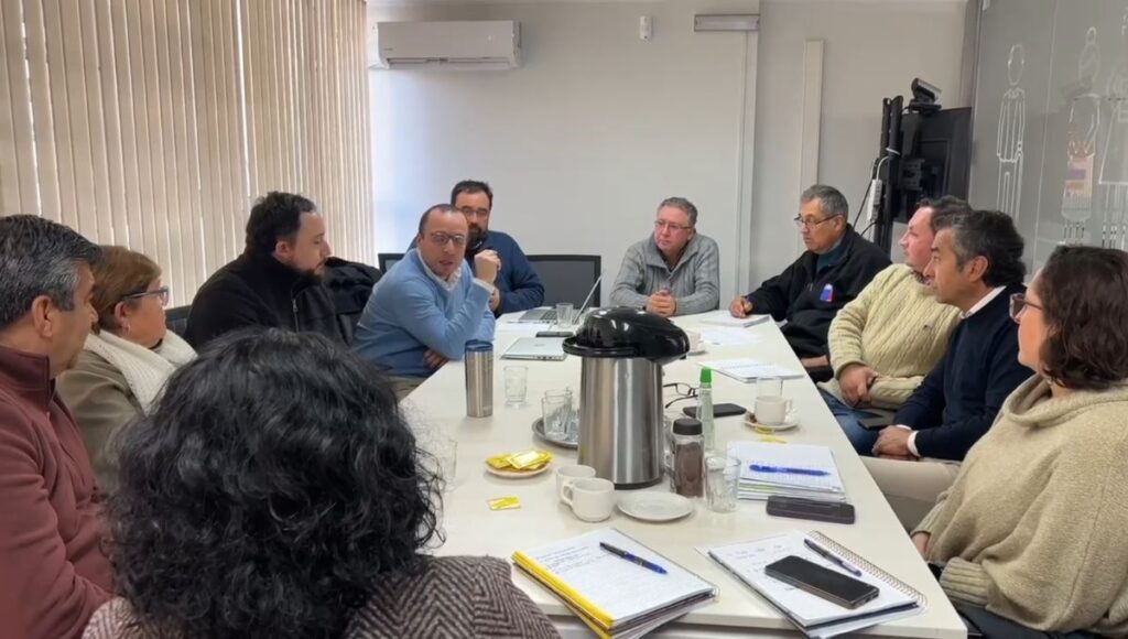 Comprometen avances para proyecto de alcantarillado en sector Aldea Campesina de Talca 1 Comprometen avances para proyecto de alcantarillado en sector Aldea Campesina de Talca