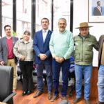 Diputado Benjamin Moreno y alcalde Osvaldo Jorquera encabezan reunion en el MOP para priorizar mejoras viales en Sagrada Familia