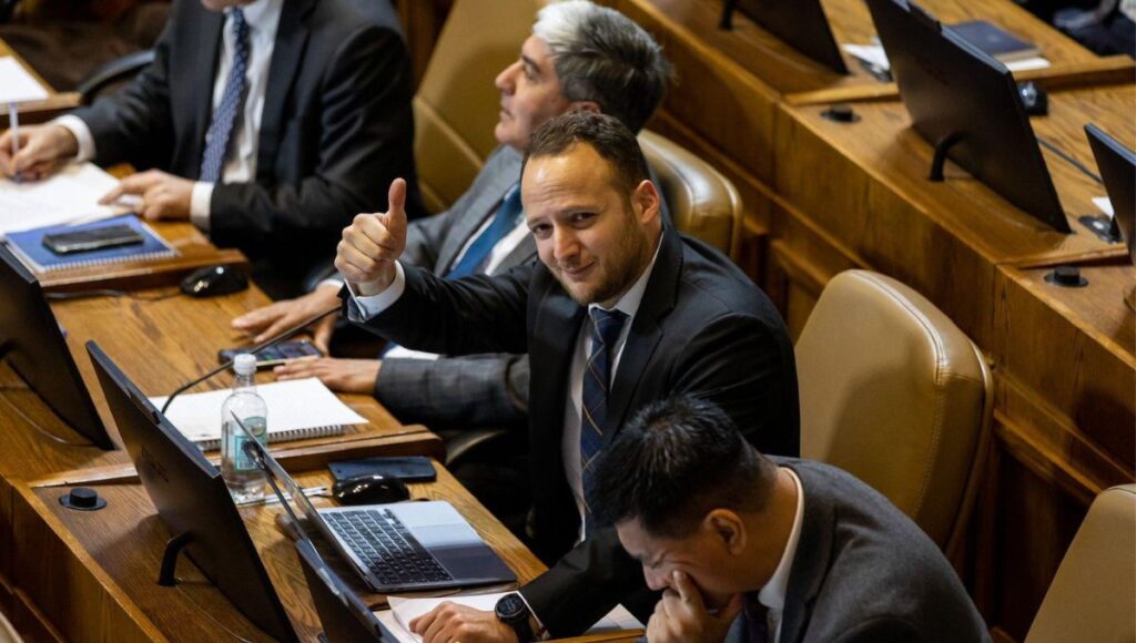 Diputado Jorge Guzmán celebra aprobación de reforma a la adopción: “Este es un primer paso significativo e importante” 1 Diputado Jorge Guzman celebra aprobacion de reforma a la adopcion Este es un primer paso significativo e importante