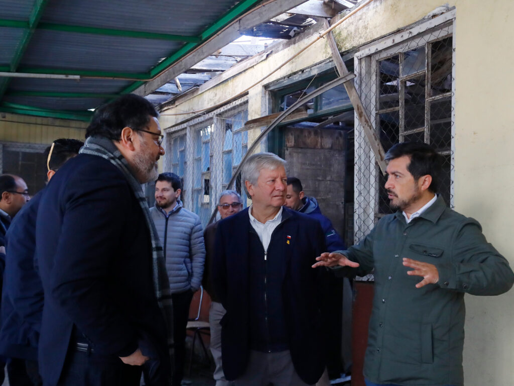 Curicó: En búsqueda de soluciones para los recintos educacionales 1 Foto Liceo Zapallar 3