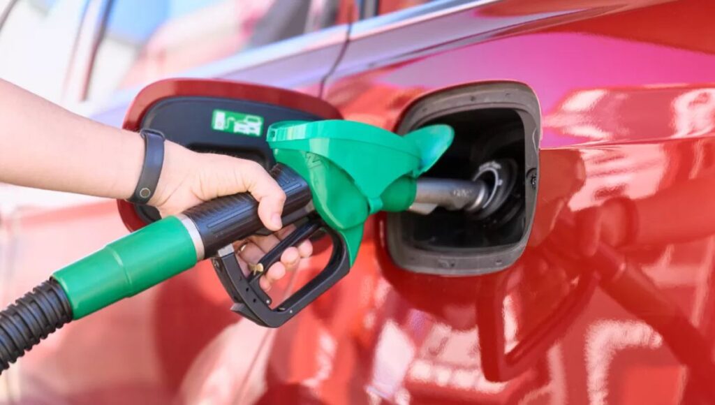 Fuerte alza en los precios de los combustibles fue confirmada por Enap 1 Fuerte alza en Los precios de los combustibles