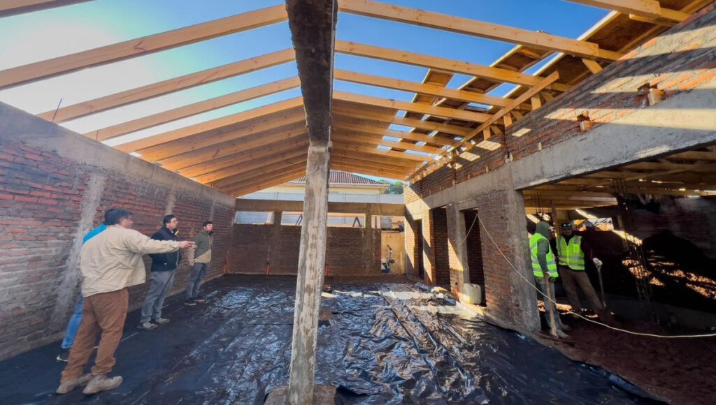 Vichuquen Avanza a paso firme la construccion de sala de musculacion en Alto del Puerto con un 60 de ejecucion