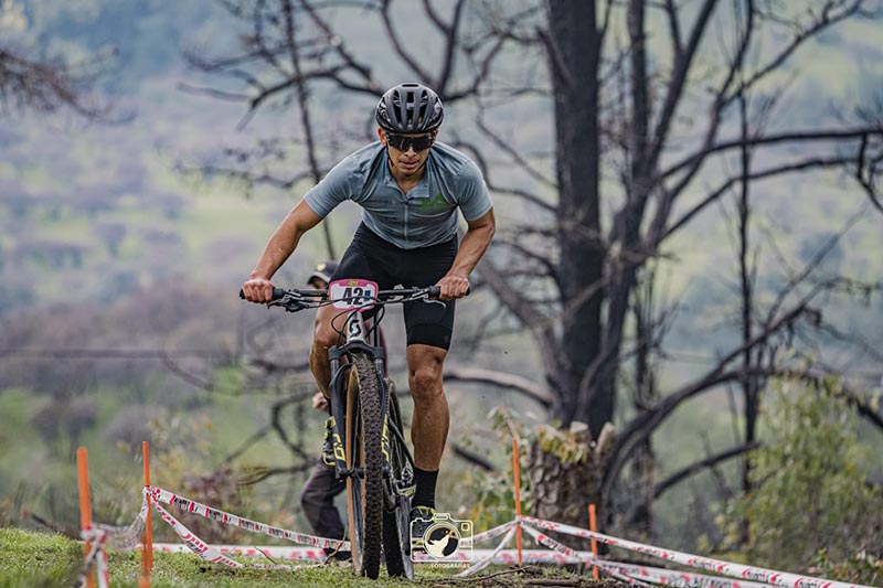 Gendarme de Talca clasifica al Mundial de Ciclismo Master en Australia y busca apoyo para cumplir su sueño. 1 7292d37c whatsapp image 2025 04 10 at 17.51.08