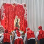 A gimnasio lleno Molina rindio homenaje a la Carmelita