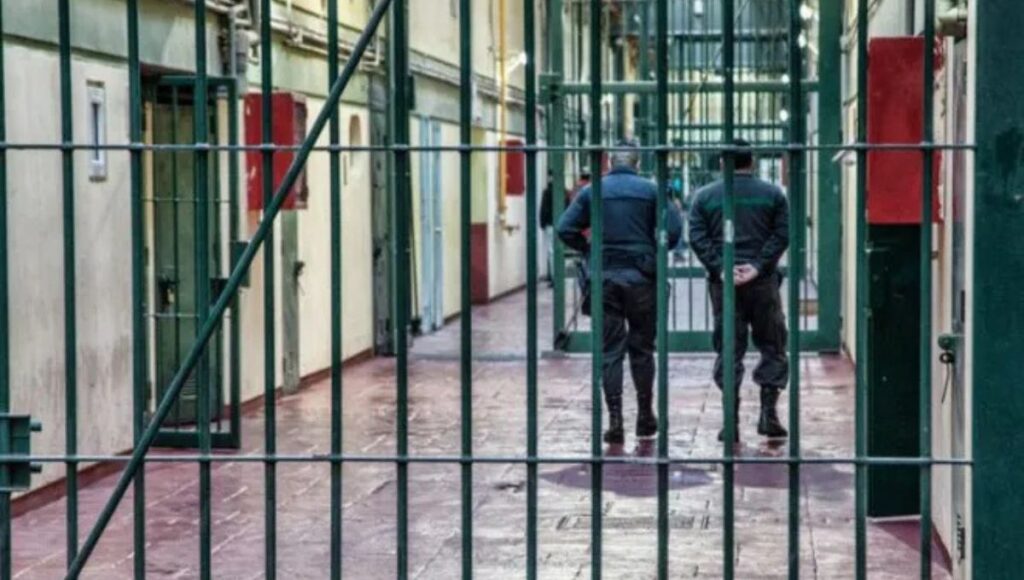 Condenan a dos sujetos por violento robo con homicidio frustrado a profesora en Constitución 1 Condenan a dos sujetos por violento robo con homicidio frustrado a profesora en Constitucion