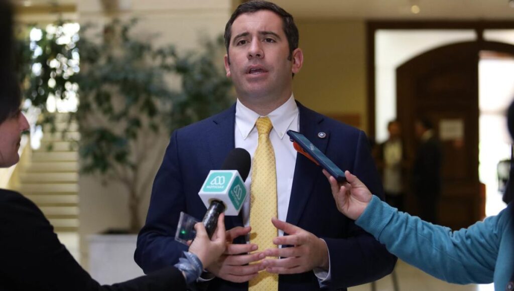 Diputado Benjamín Moreno vota a favor de ley que facilita construcción de tranques agrícolas: “Es una medida urgente ante la crisis hídrica” 1 Diputado Benjamin Moreno vota a favor de ley que facilita construccion de tranques agricolas Es una medida urgente ante la crisis hidrica