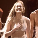 Jennifer Lopez canta Gracias a la vida en Espana pero medios confunden a Violeta Parra con Mercedes Sosa