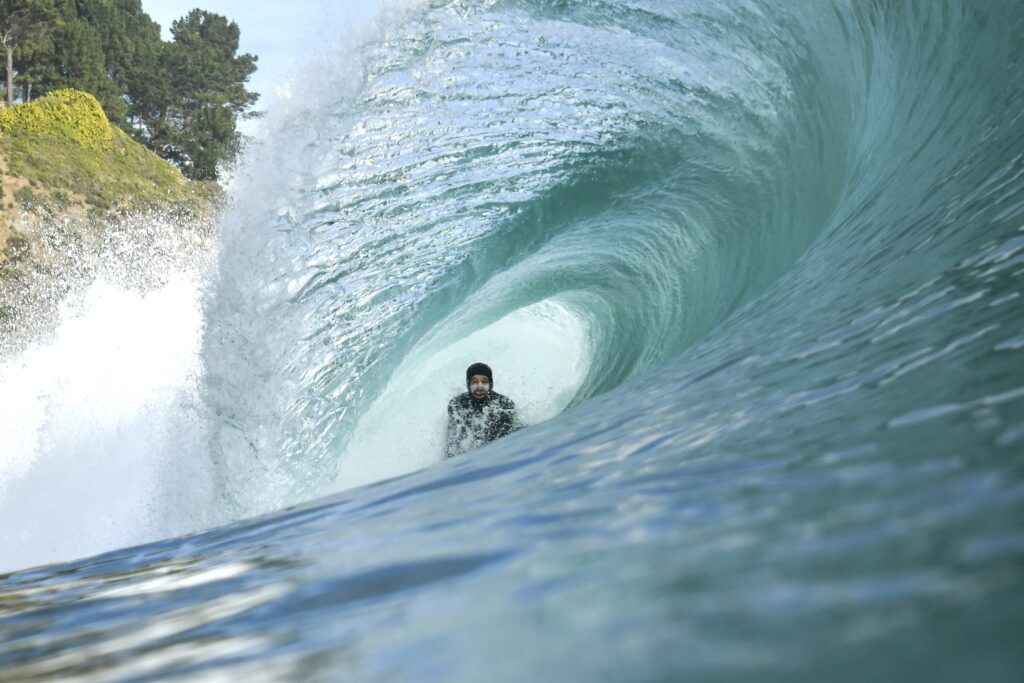 Raimundo Quintana representará a Pelluhue y Curanipe en el Campeonato Nacional de Bodyboard en Antofagasta 1 Tubo buchu1