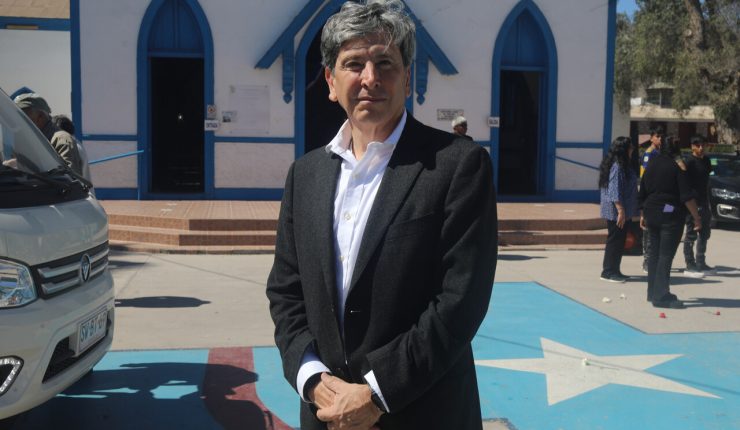 Laurence Golborne se suma al equipo técnico que lidera el rescate de los cinco mineros atrapados en El Teniente. 1 A UNO 1606565 740x430 1