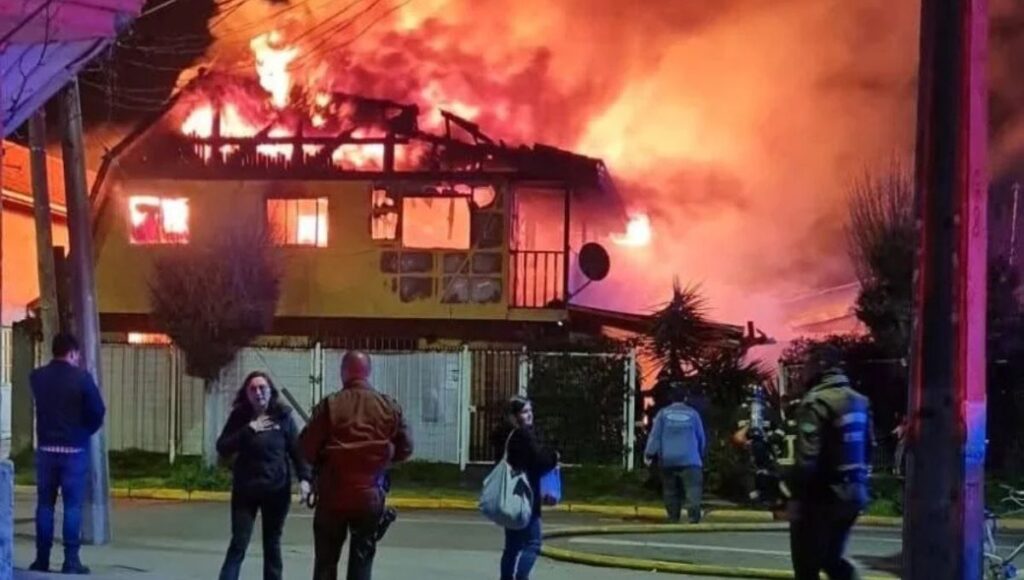 Adulto mayor muere en incendio que destruyó vivienda en San Fernando 1 Adulto mayor muere en incendio que destruyo vivienda en San Fernando