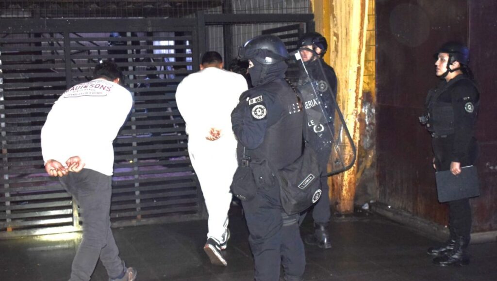 Gendarmería del Maule incauta armas y droga en allanamiento extraordinario en CCP de Talca 1 Gendarmeria del Maule incauta armas y droga en allanamiento extraordinario en CCP de Talca