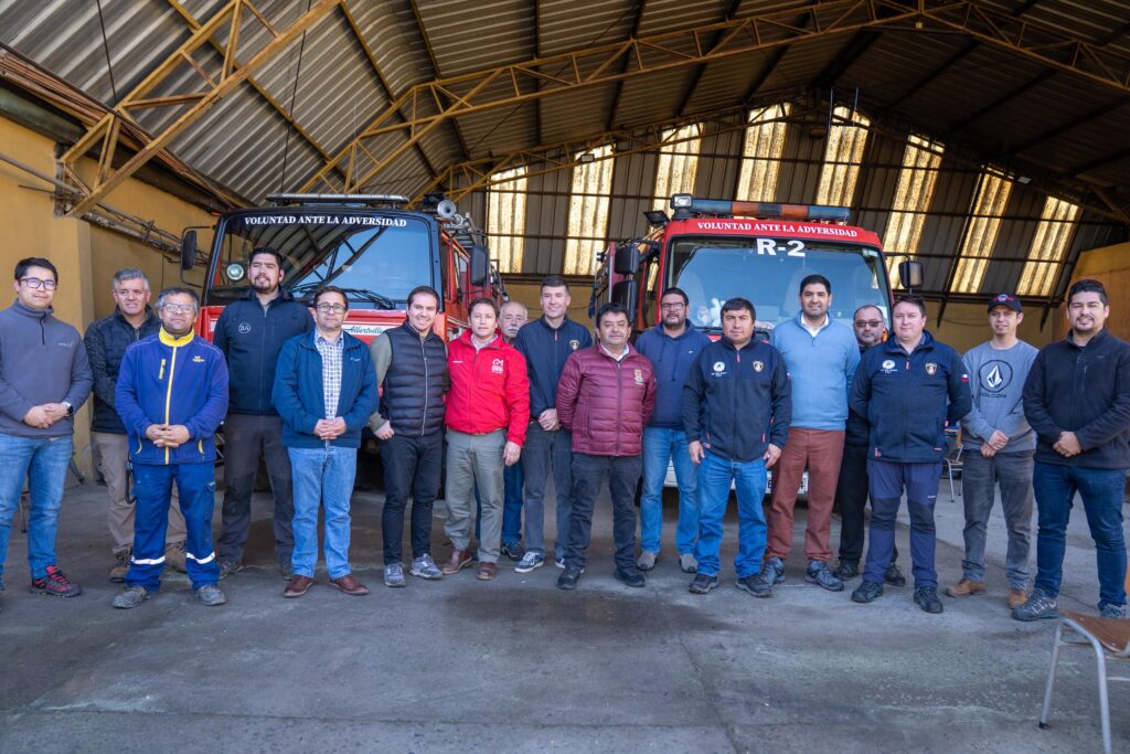 Gobernador y alcalde reafirman compromiso para construir cuartel definitivo de Bomberos en Constitución. 1 Imagen de WhatsApp 2025 08 08 a las 09.13.14 4d11e574