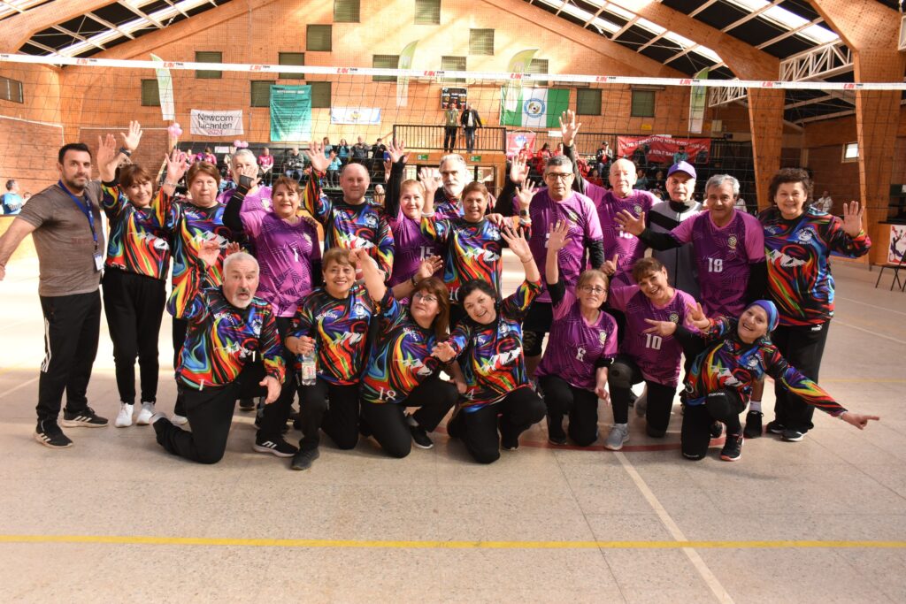 Seis equipos de Molina brillan en la Liga Regional de Newcom y promueven el envejecimiento activo en el Maule. 1 Imagen de WhatsApp 2025 08 12 a las 16.52.50 2d0143b0