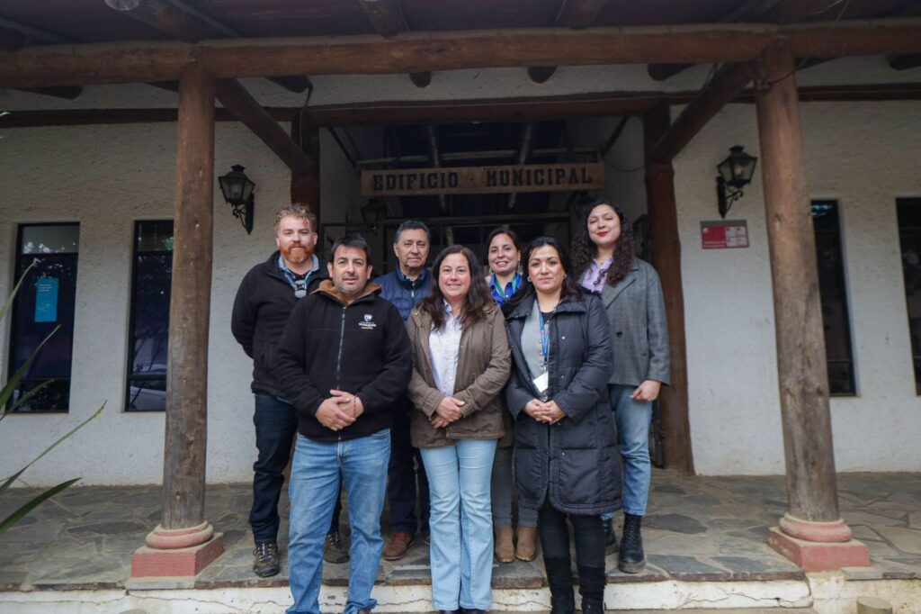 Agrupación Fuerza Marina y municipio de Vichuquén avanzan en iniciativa ambiental educativa 1 Imagen de WhatsApp 2025 08 21 a las 12.06.52 9aa40437