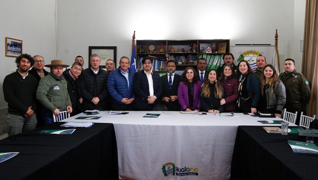 Subsecretario de Seguridad Pública encabezó reunión en Hualañé y supervisó operativos en el Maule 1 Subsecretario de Seguridad Publica encabezo reunion en Hualane y superviso operativos en el Maule