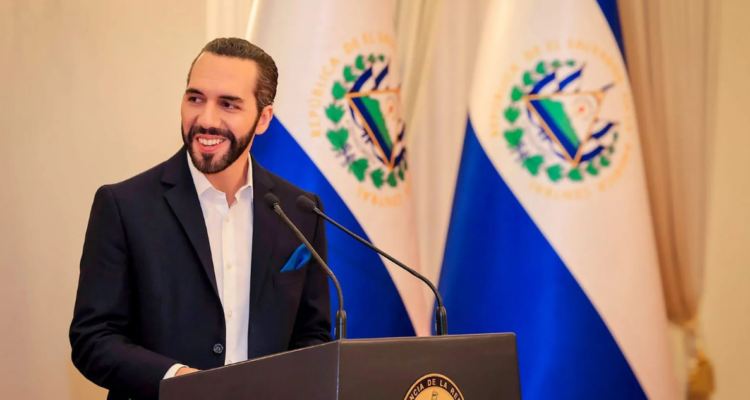 ¿Bukele busca perpetuarse en el poder? Luz verde a reelección indefinida genera ruido en El Salvador. 1 efe por bukele el salvador 750x400 1