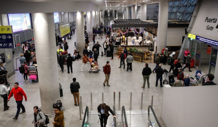 Retenido cargamento con 30 piernas humanas en Aeropuerto de Santiago 1 A UNO 1603942 740x430 1