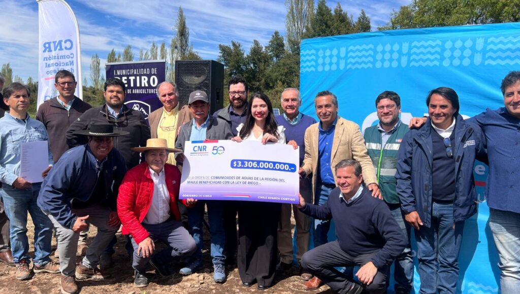 Diputado Alexis Sepúlveda resalta inversión en riego durante inauguración de proyecto en Retiro 1 Diputado Alexis Sepulveda resalta inversion en riego durante inauguracion de proyecto en Retiro
