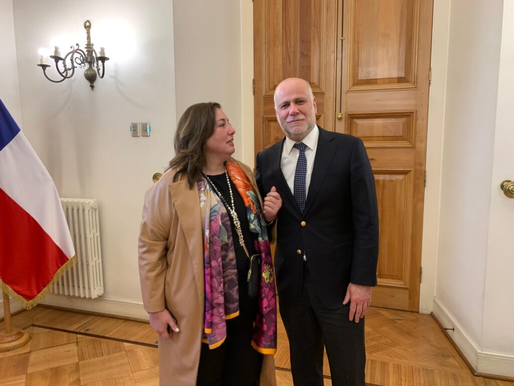 Senadora Vodanovic exige revertir recorte presupuestario a Gobiernos Regionales 1 Imagen de WhatsApp 2025 09 08 a las 17.24.31 0e621a16