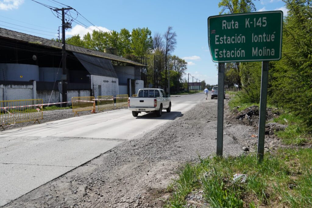 Municipio de Molina repara camino Santa Lucía con recursos propios 1 Imagen de WhatsApp 2025 09 30 a las 16.19.00 117b985a