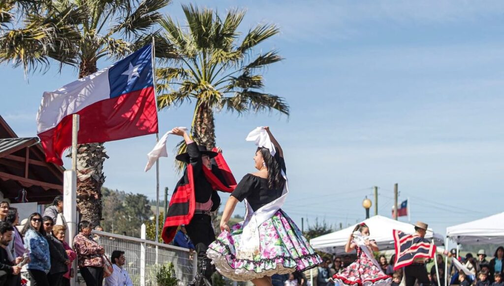 Vichuquen Lipimavida vive sus fiestas patrias con orgullo y tradicion