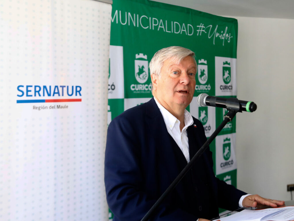Curicó celebra Día Mundial del Turismo con seminario sobre sostenibilidad 1 WhatsApp Image 2025 09 25 at 1.35.19 PM 2