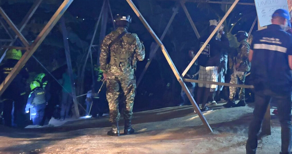 dos soldados desaparecidos deja naufragio durante operacion contra grupos armados en colombia