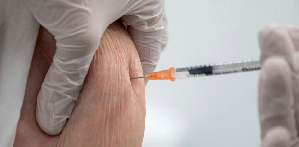 Difunden resultados sobre miocarditis vinculada a la vacuna Pfizer contra el Covid 1 duVhHa L2 1256x620 1