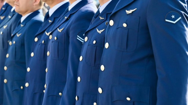 FACh: Funcionarios que se negaron a embarcar vuelo ya no son miembros de la institución 1 foto 0000000220250903162343