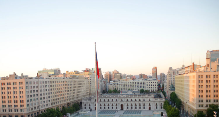Gobierno ya delinea prioridades del Presupuesto 2026, con el que deberá trabajar el próximo presidente 1 la moneda 750x400 1
