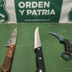 Carabineros de San Fernando detienen a dos sujetos que portaban armas blancas durante patrullaje preventivo
