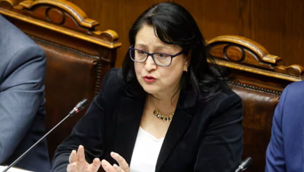 Contraloria desmiente a la Subsecretaria del Patrimonio y mantiene observaciones por mas de mil solicitudes pendientes en Monumentos Nacionales