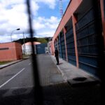 Despiden a asistente social sorprendida besandose con interno en el penal Bio Bio